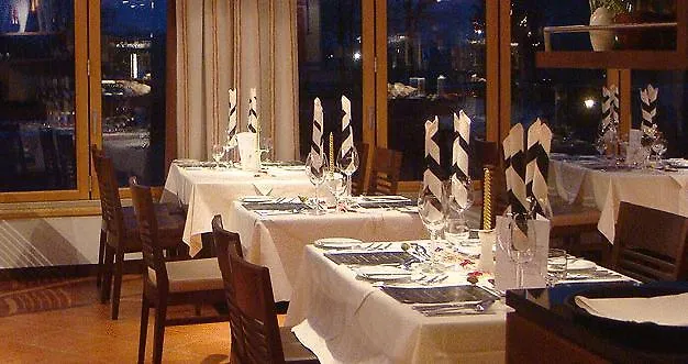 Momentum Hotel Anif